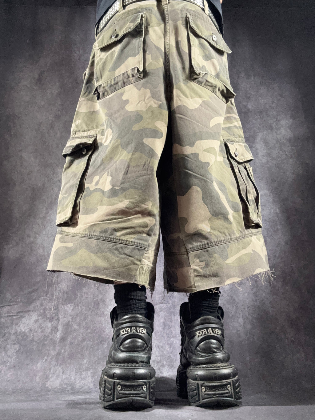 Big Baggy Distressed Repair Camo Short