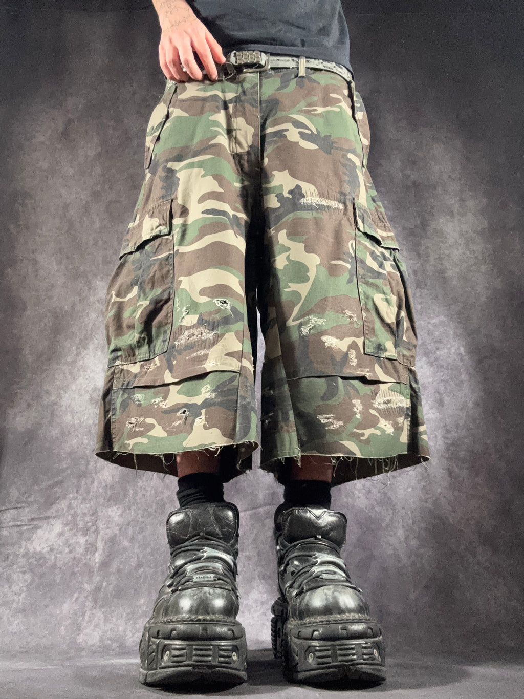 Big Baggy Distressed Repair Camo Short