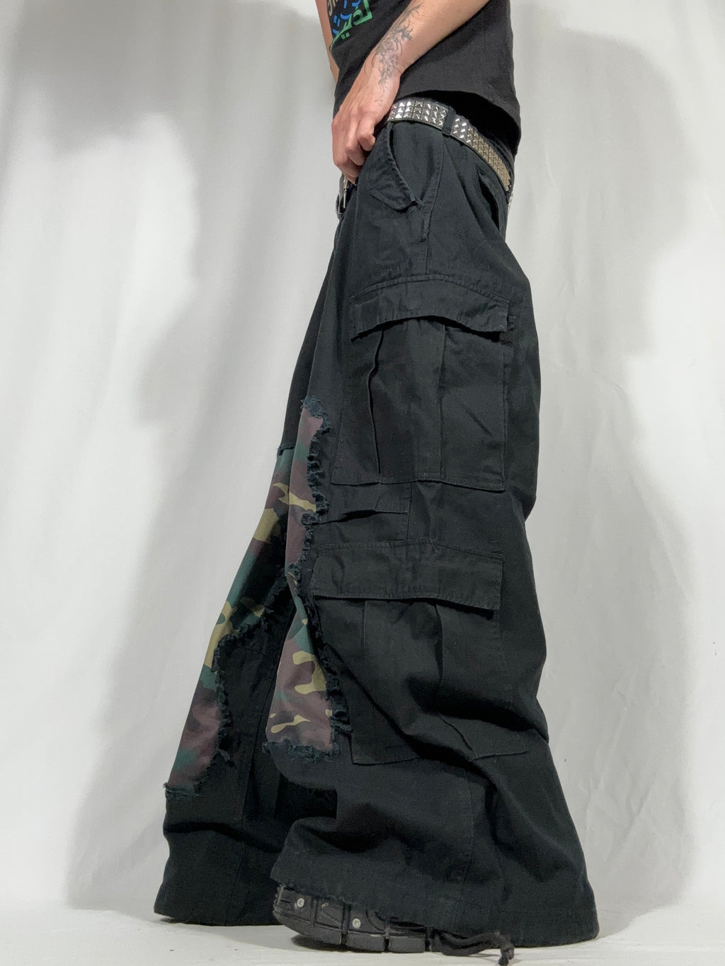 Big Baggy Distressed Camo
