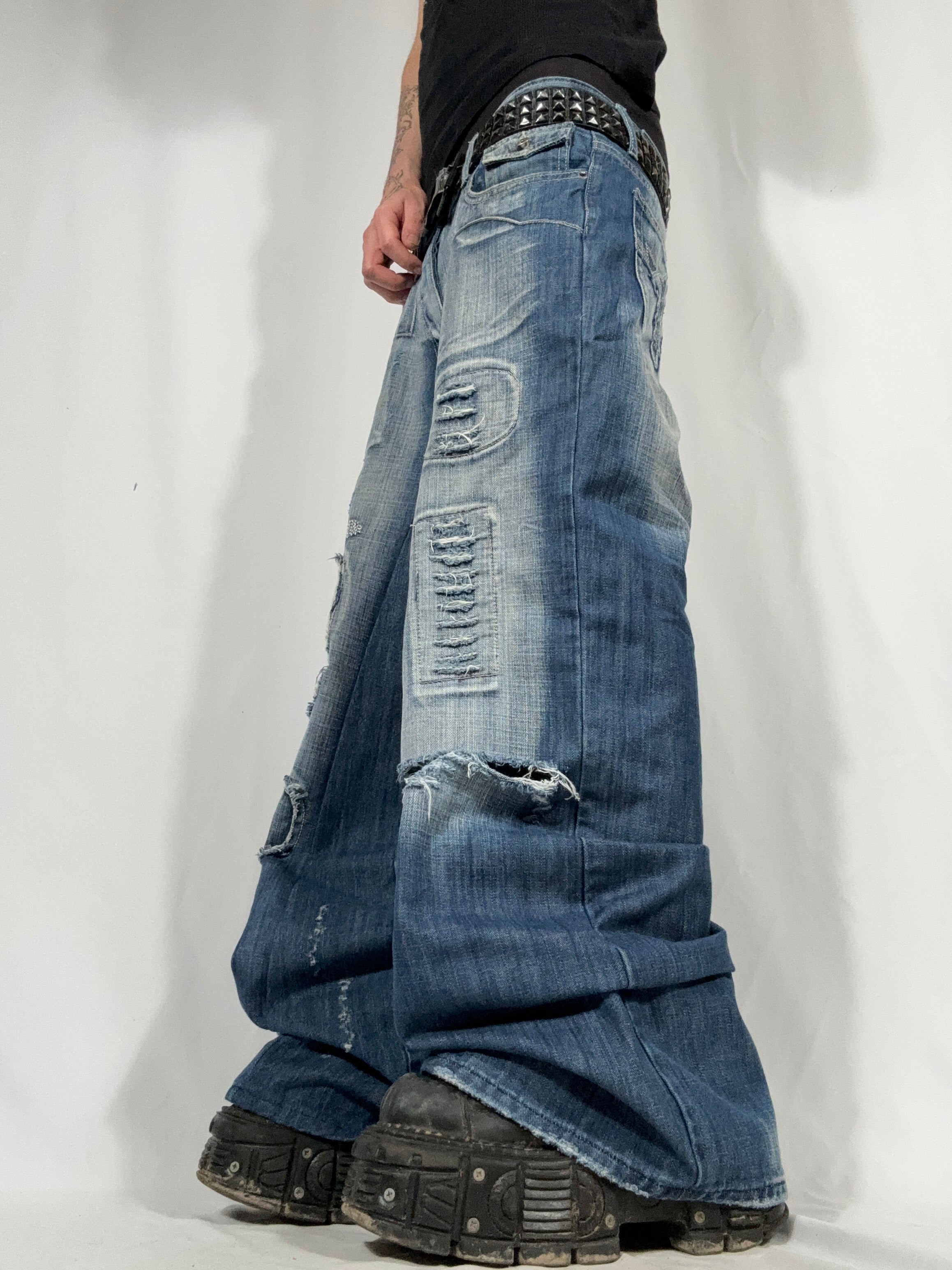 Baggy Flared Distressed Jeans