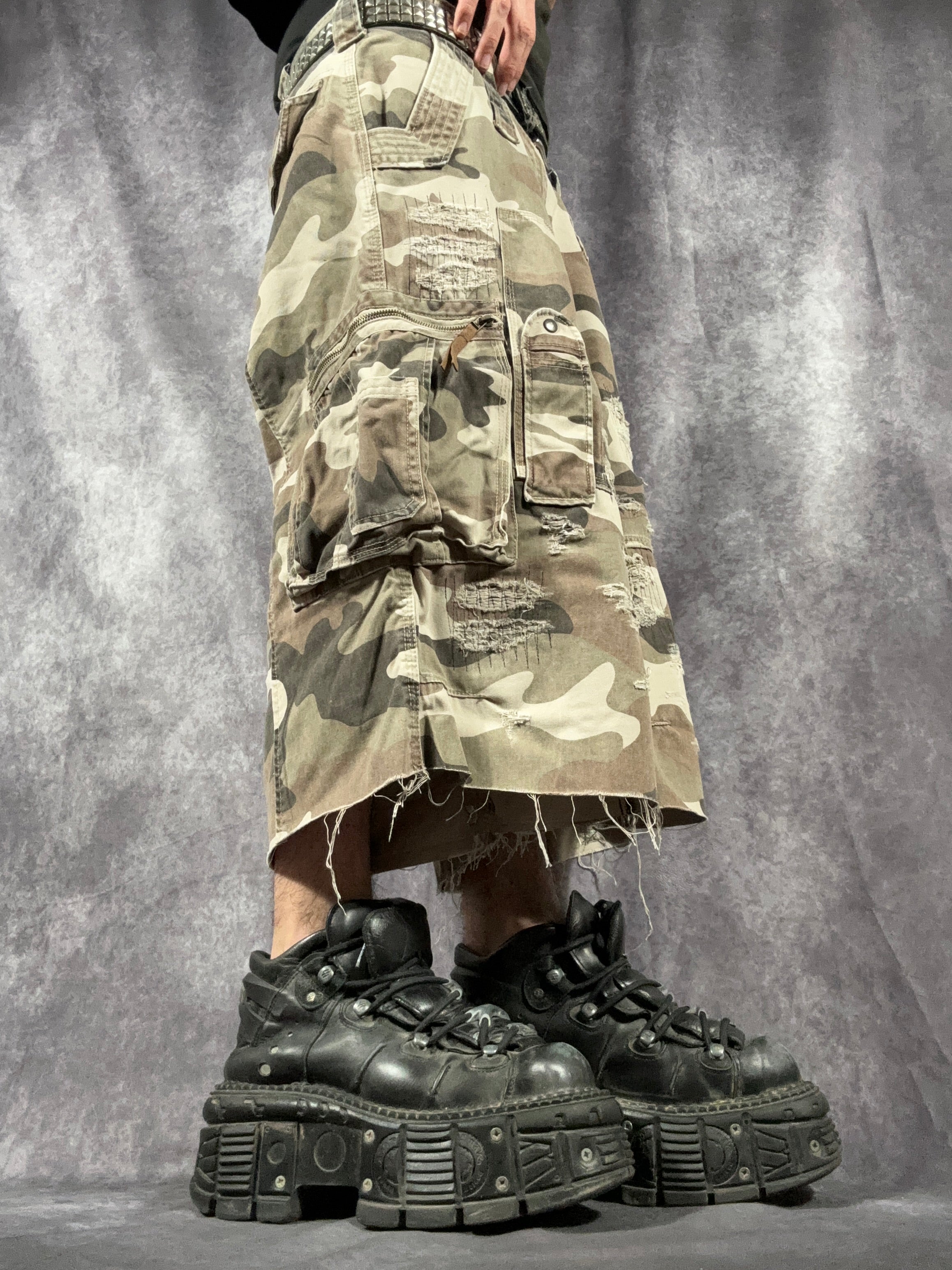 Big Baggy Distressed Repair Camo Short
