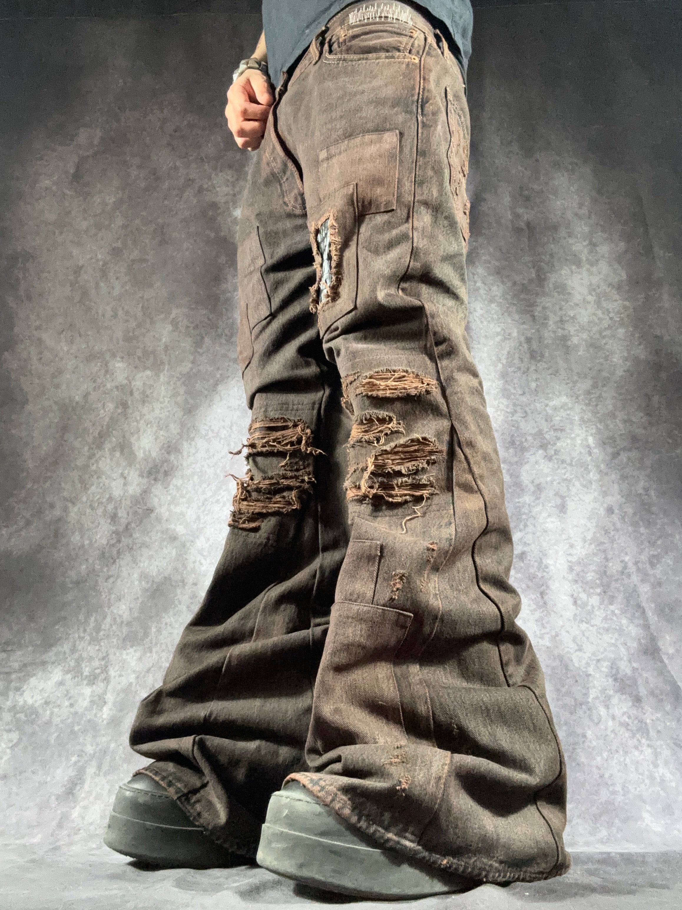 1of1 *BSN Handmade Dirty Flared Jeans