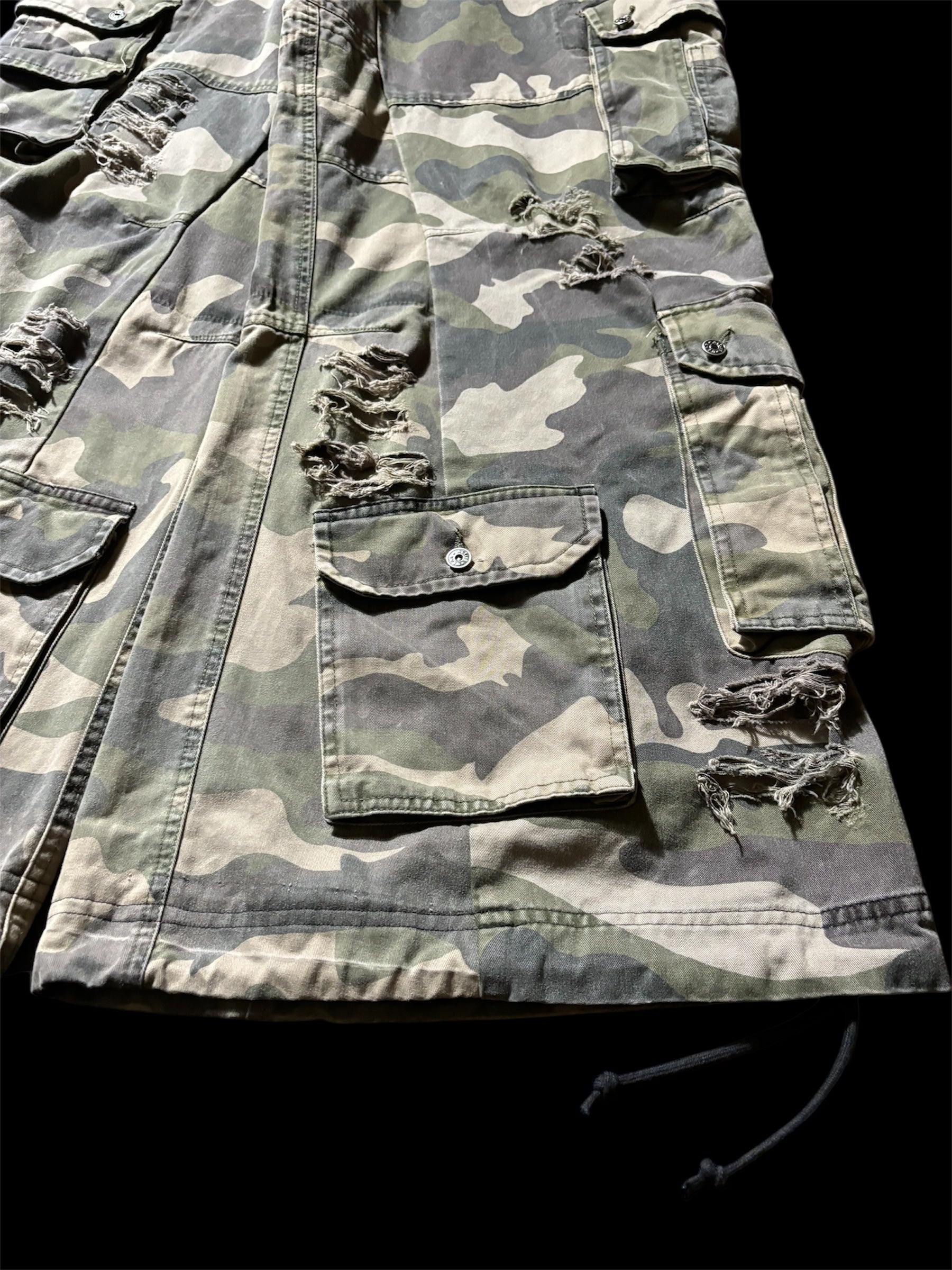 Big Baggy Distressed Camo Pant