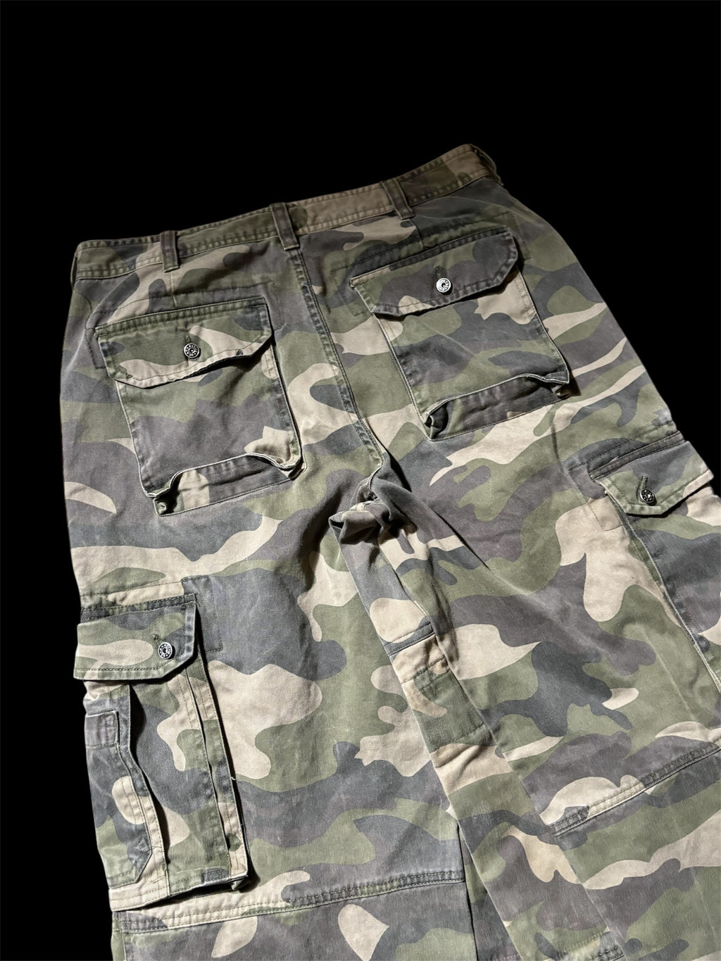 Big Baggy Distressed Camo Pant