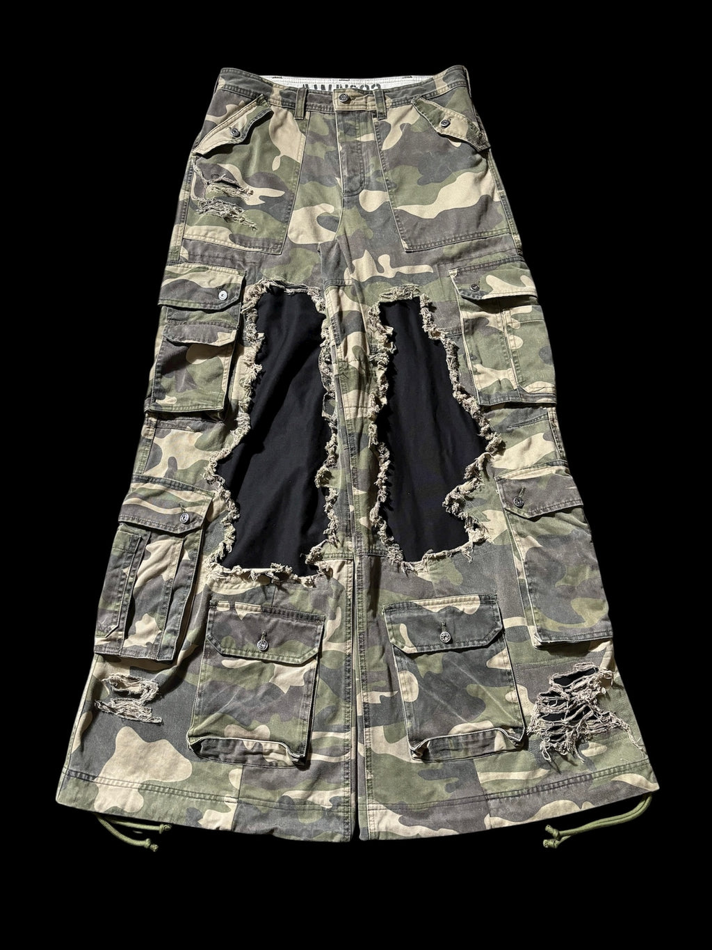 Big Baggy Distressed Camo Pant