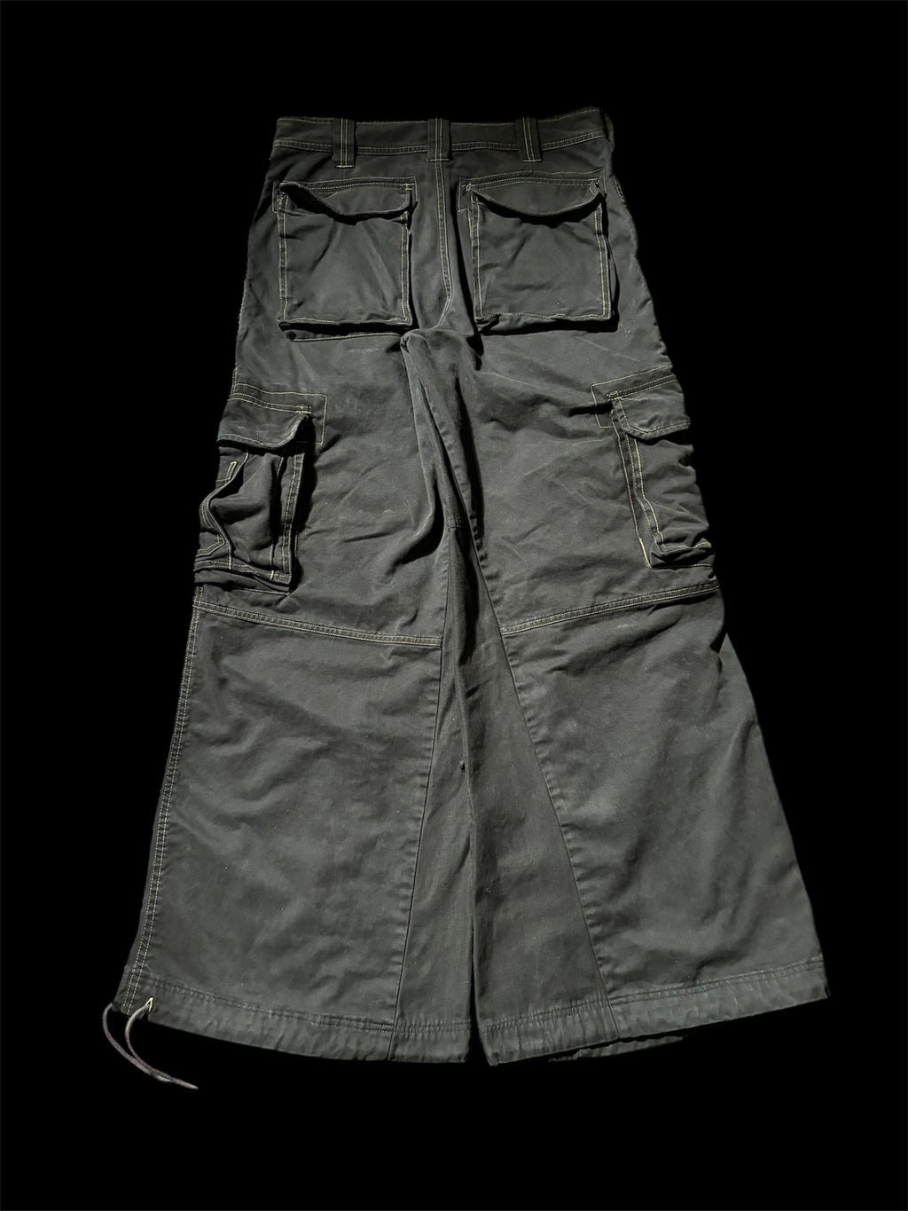 Big Baggy Distressed Cargo Pant