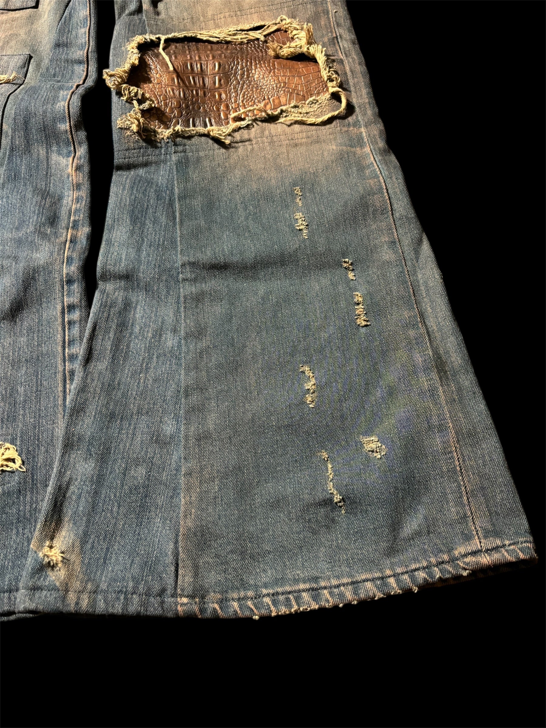 1of1 *BSN Handmade Dirty Flared Jeans