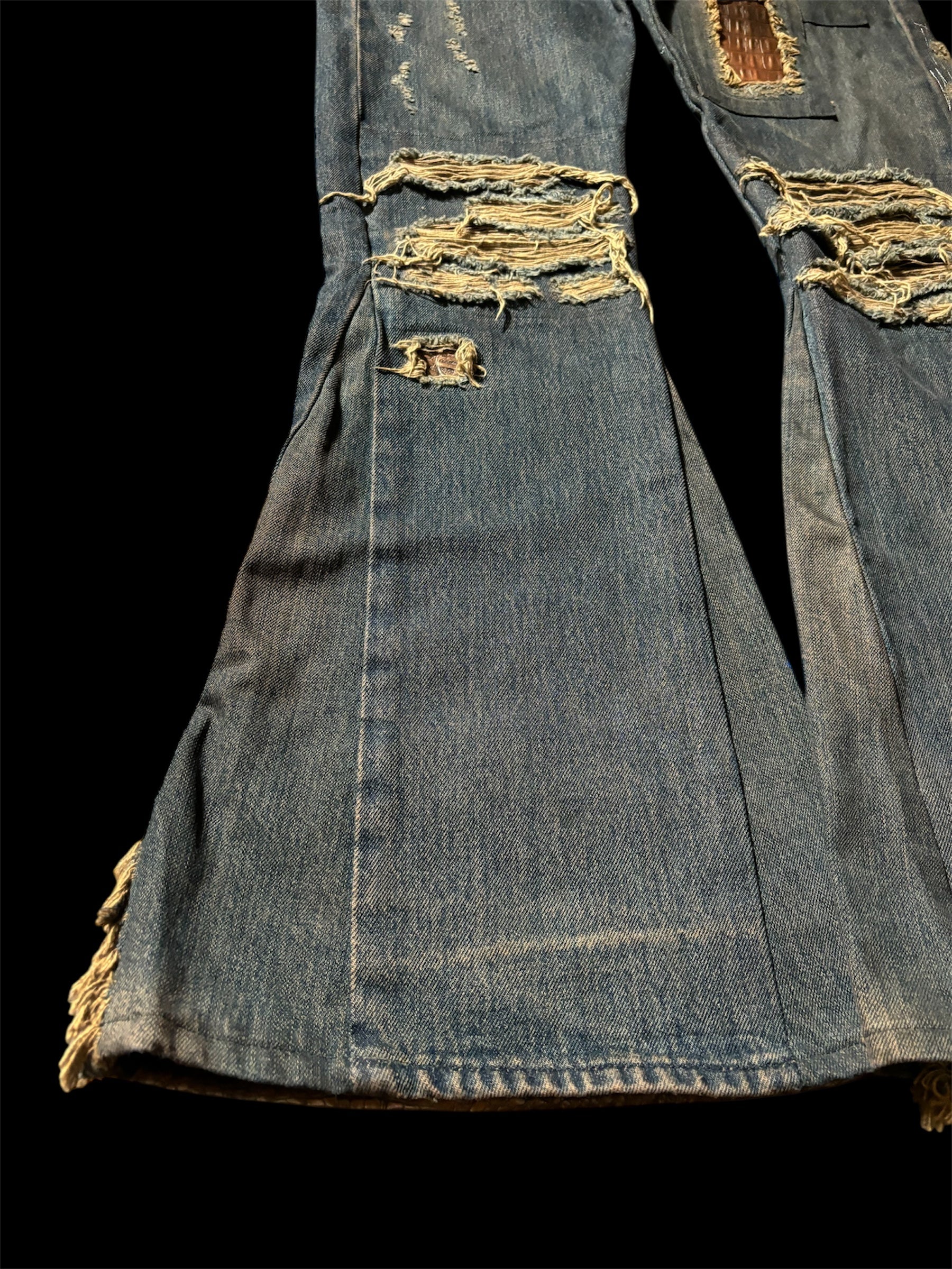 1of1 *BSN Handmade Dirty Flared Jeans