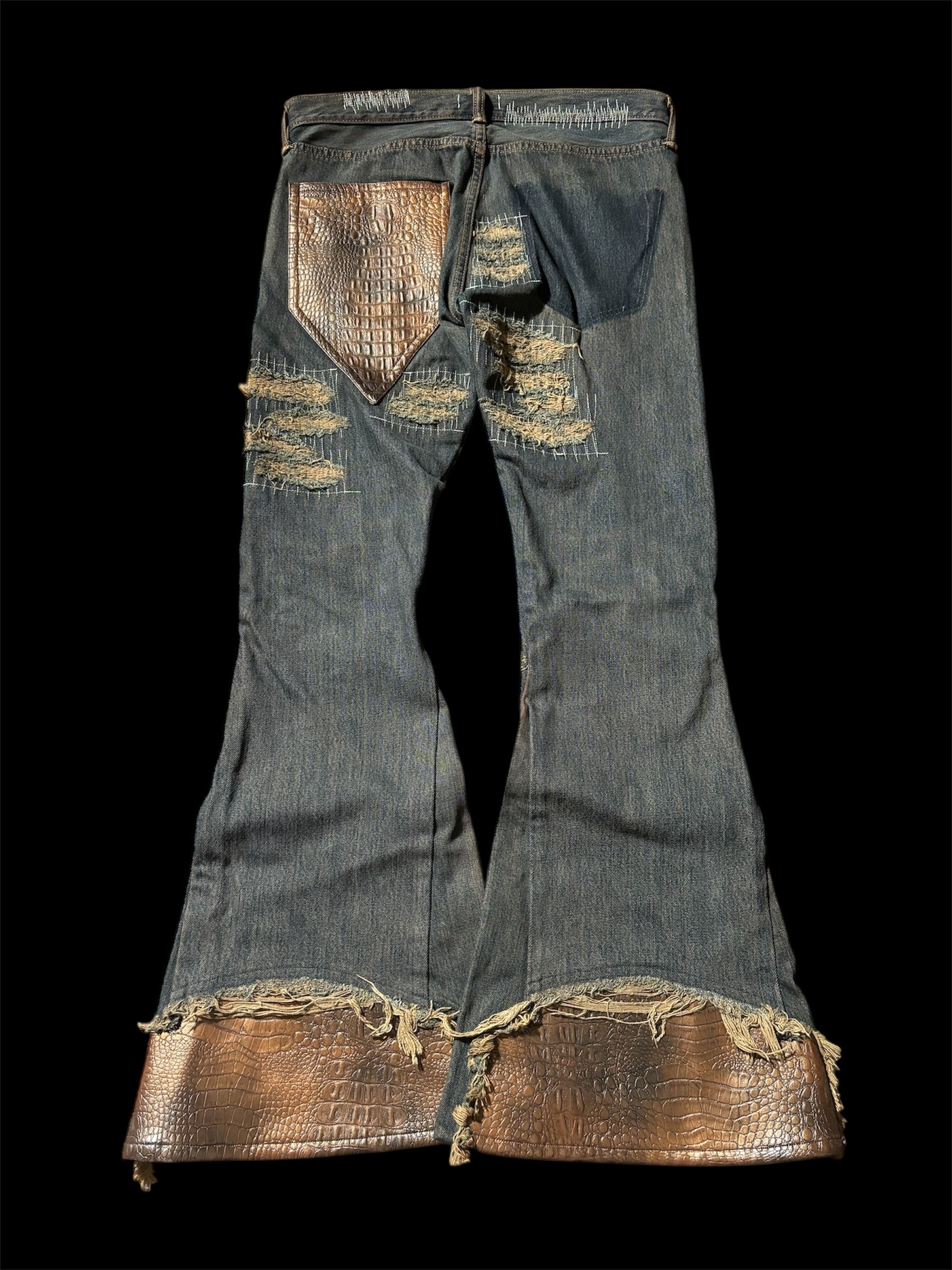 1of1 *BSN Handmade Dirty Flared Jeans
