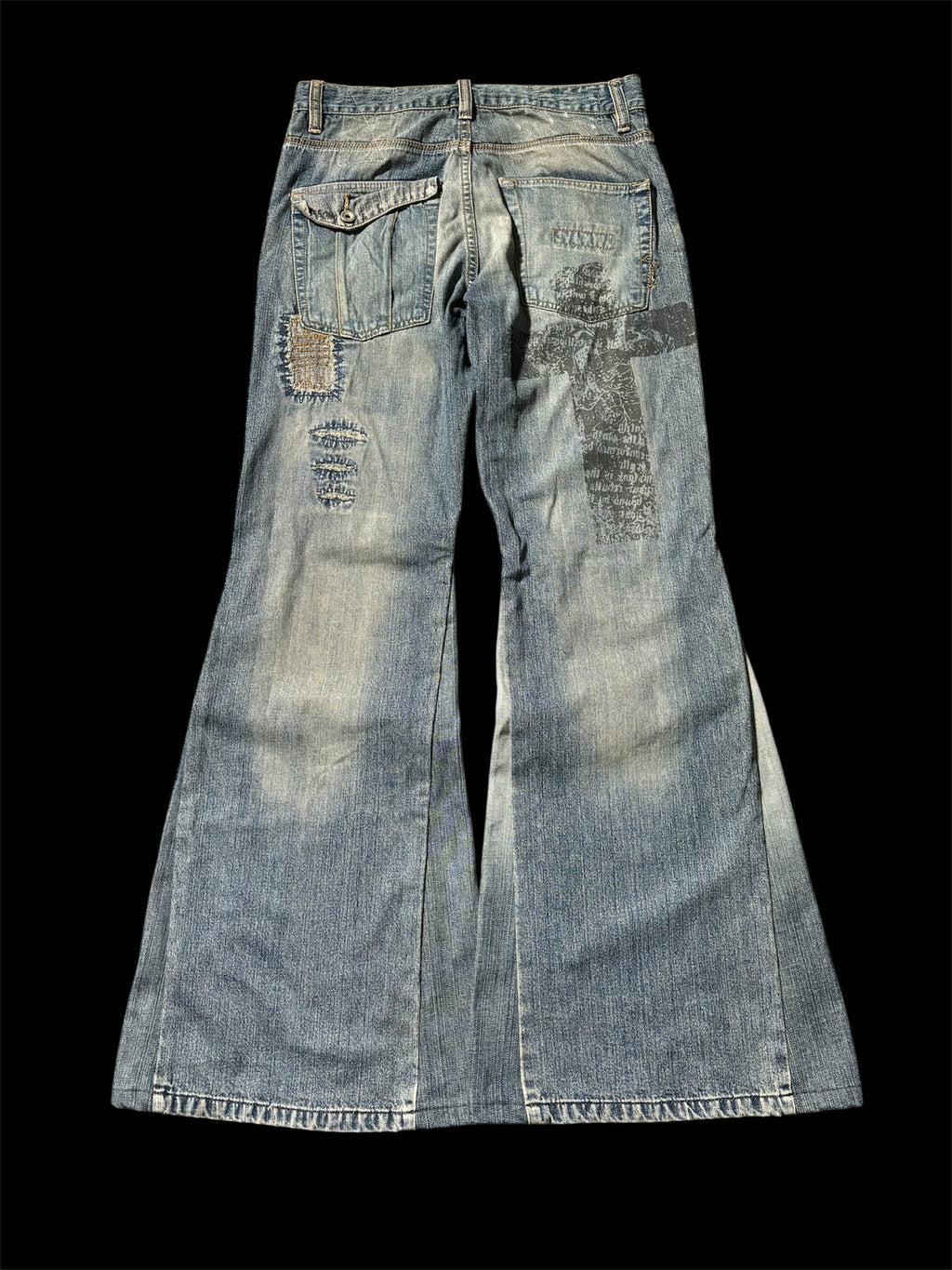 Big Flared Distressed Jeans