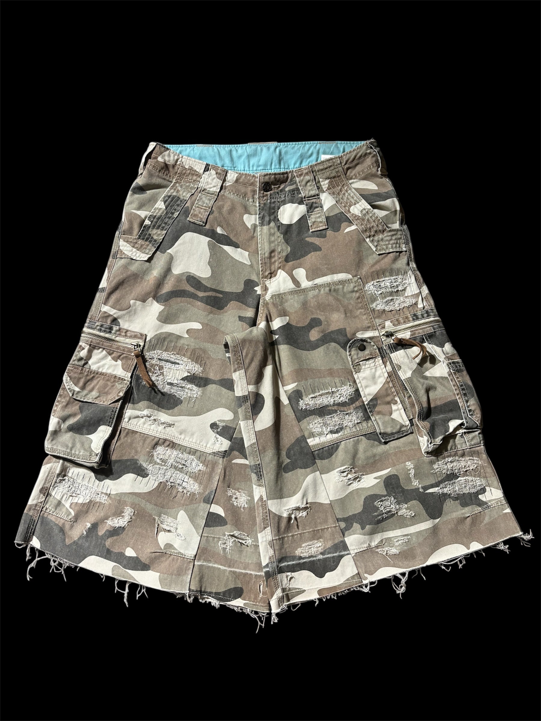 Big Baggy Distressed Repair Camo Short