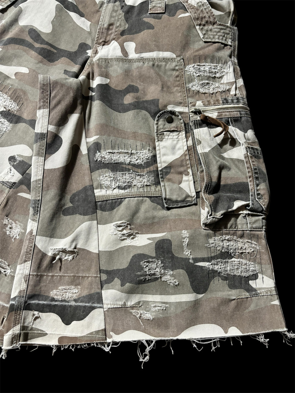 Big Baggy Distressed Repair Camo Short