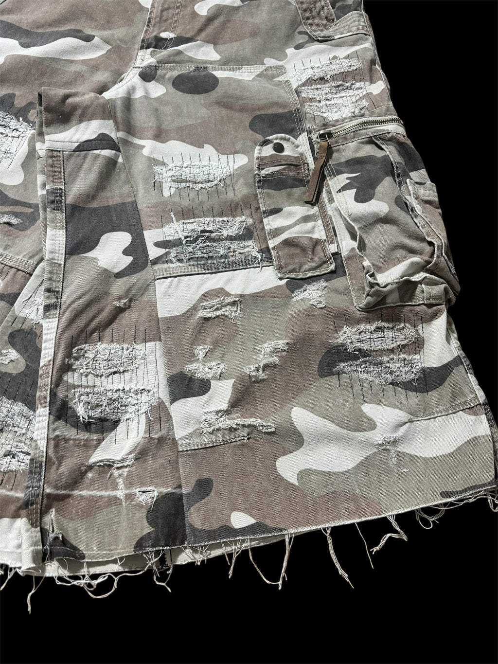 Big Baggy Distressed Repair Camo Short