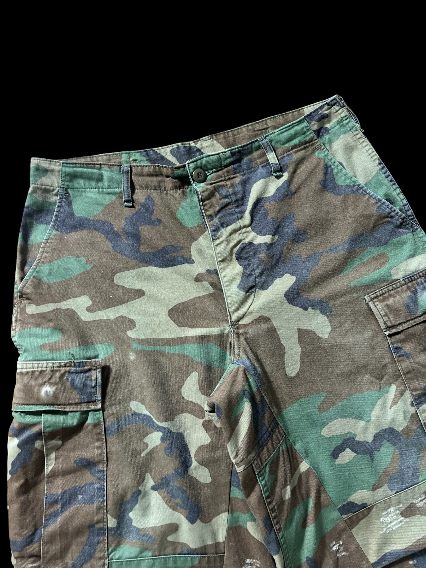 Big Baggy Distressed Camo Short