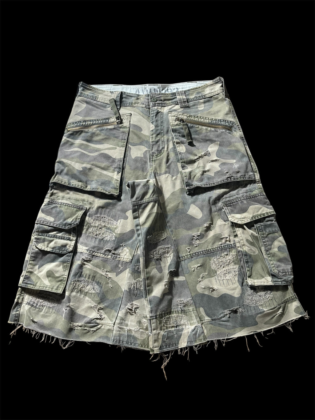 Big Baggy Distressed Repair Camo Short