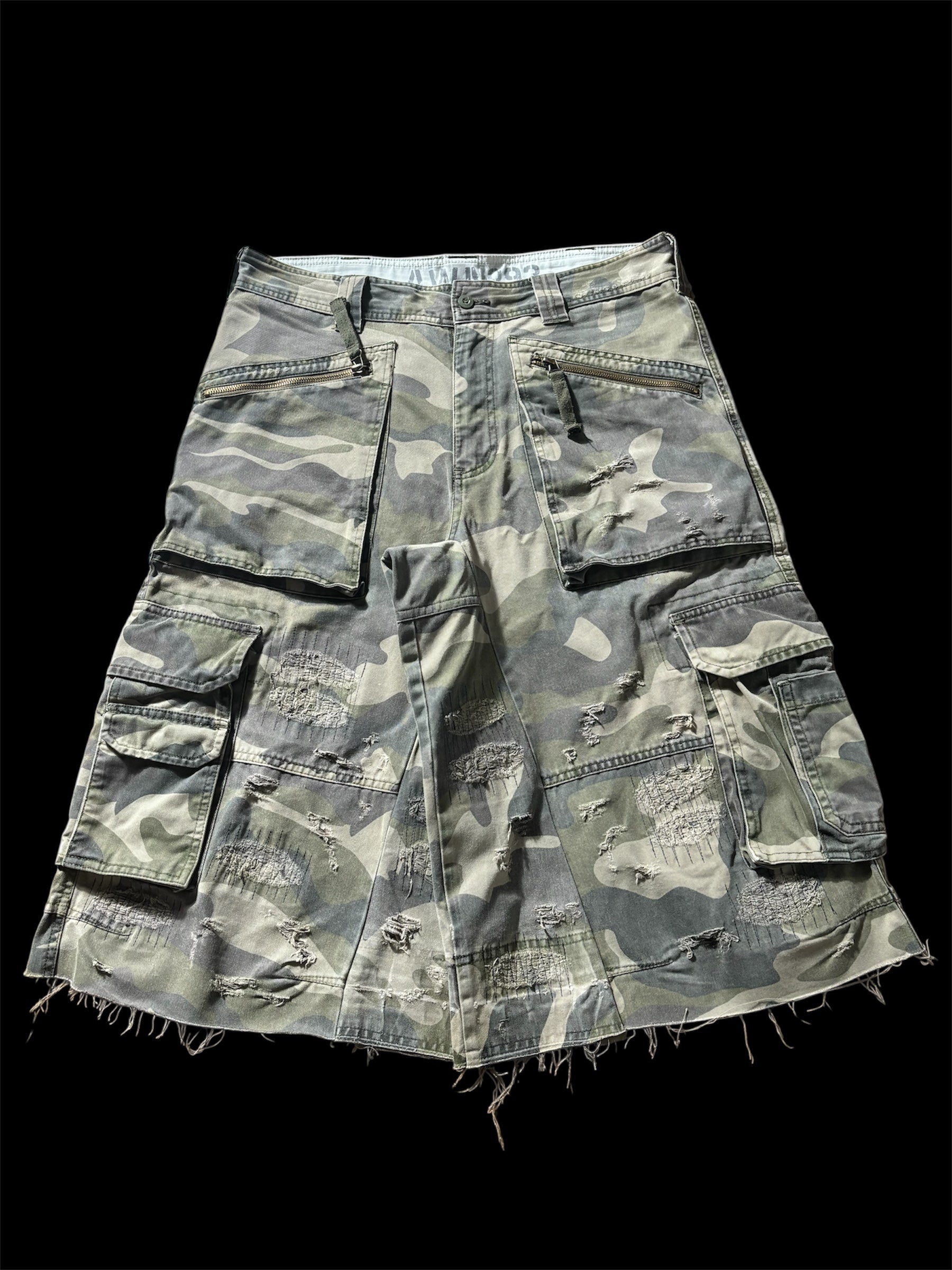 Big Baggy Distressed Repair Camo Short