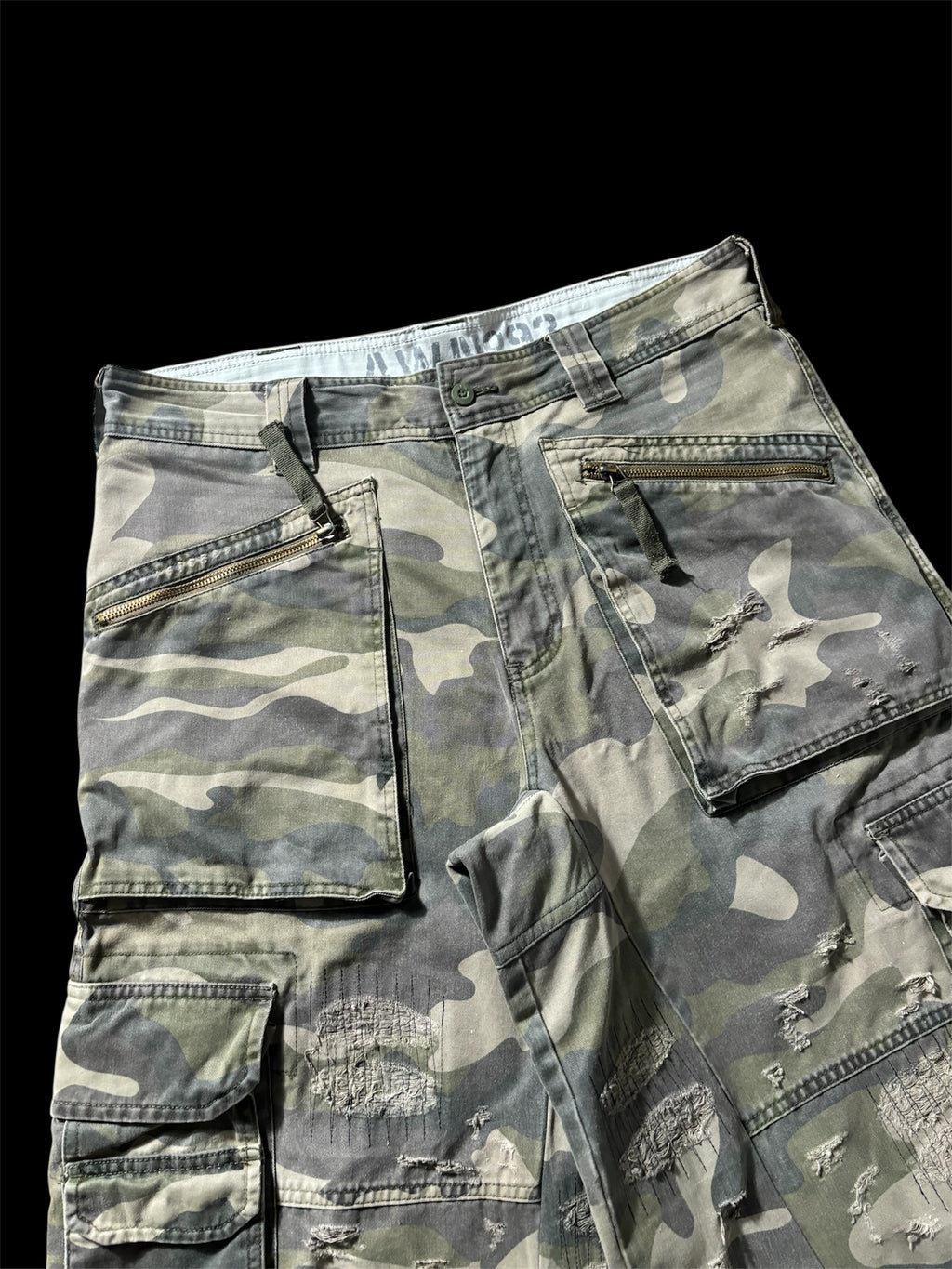 Big Baggy Distressed Repair Camo Short