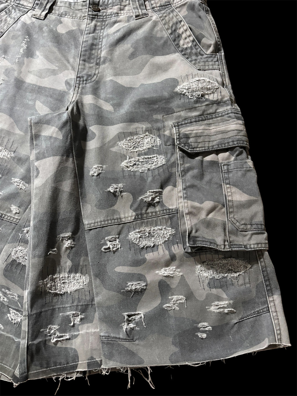 Big Baggy Distressed Repair Camo Short