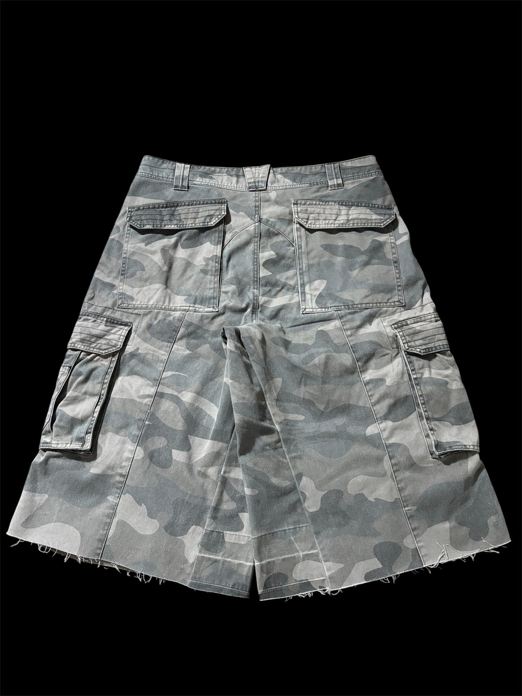 Big Baggy Distressed Repair Camo Short